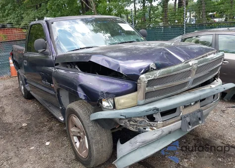 1998 Dodge Ram 1500 St из США, поврежденный, VIN 3B7HF13Z2WG218432